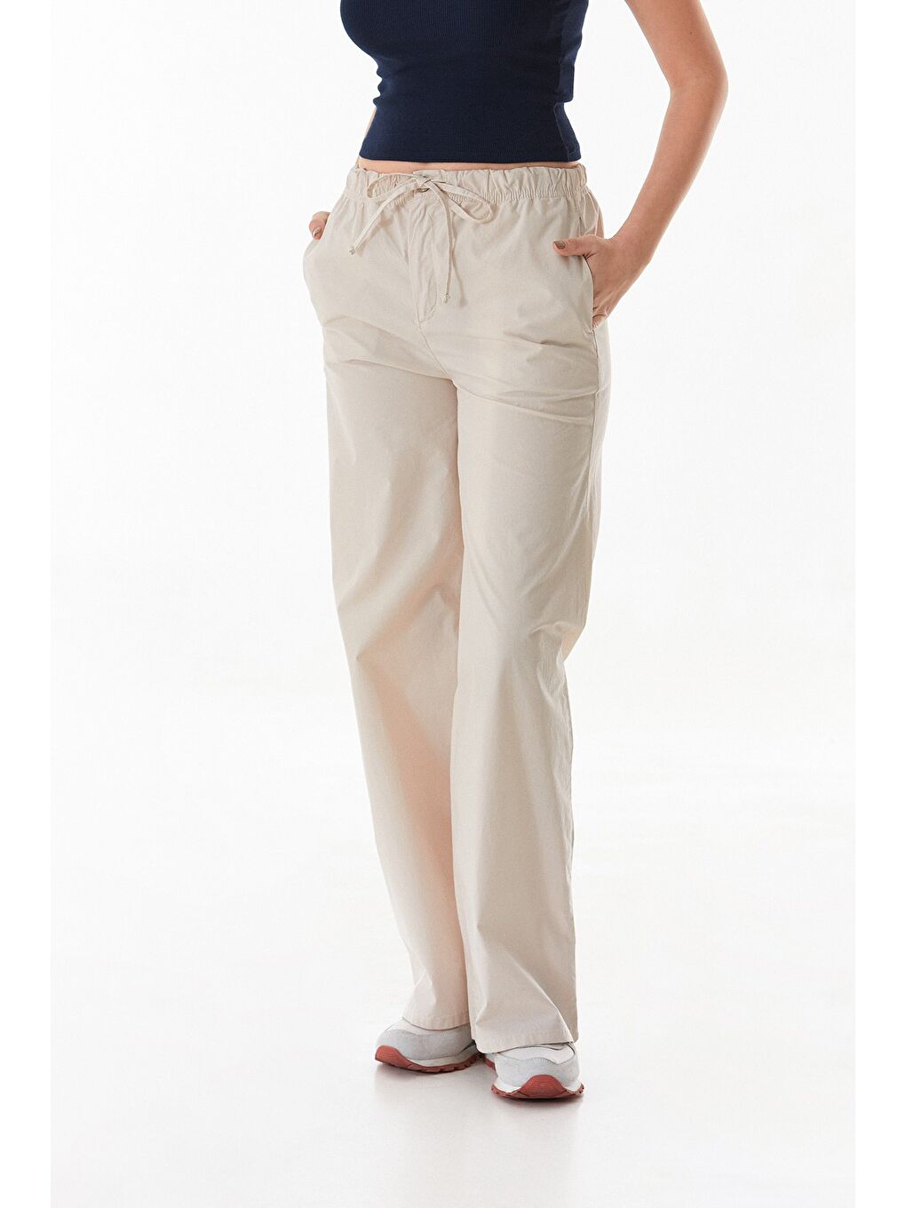 Ekru Beli Lastikli Paraşüt Kumaş Pantolon-1