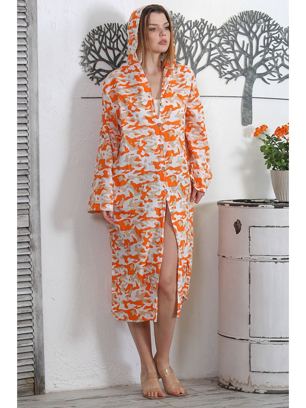 Pembe Şeftali Rengi Kapüşonlu Uzun Kol Kamuflaj Düğmeli Gizli Cepli Dokuma Casual Elbise-2