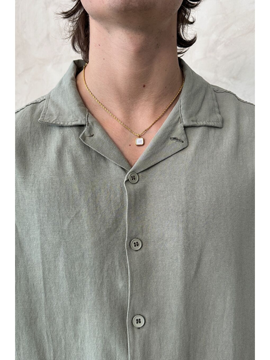 Haki Erkek Oversize Apaş Yaka Kısa Kollu Keten Gömlek-3