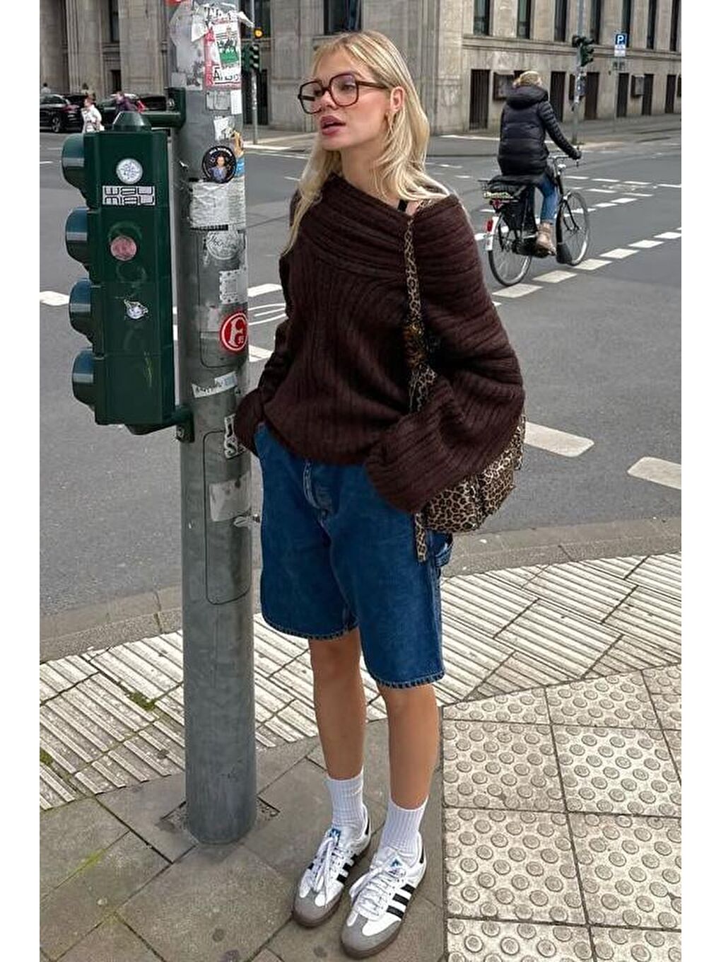 Acı Kahverengi Madonna Yaka Kadın Kazak Mg2274-1