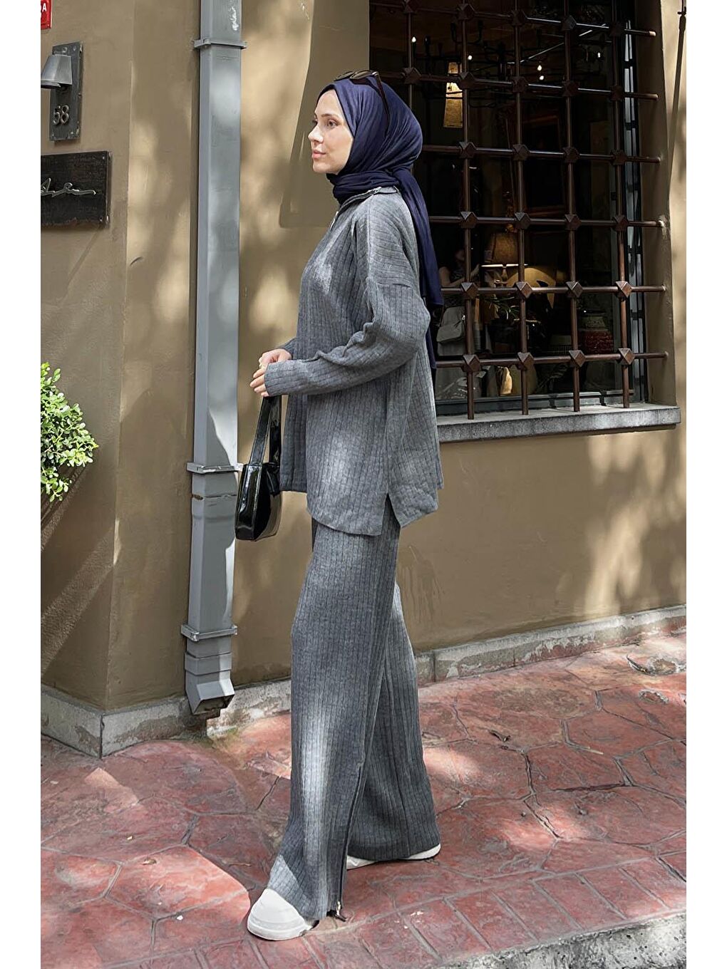 Gri Düz İkili Triko Tesettür Takım Füme-1