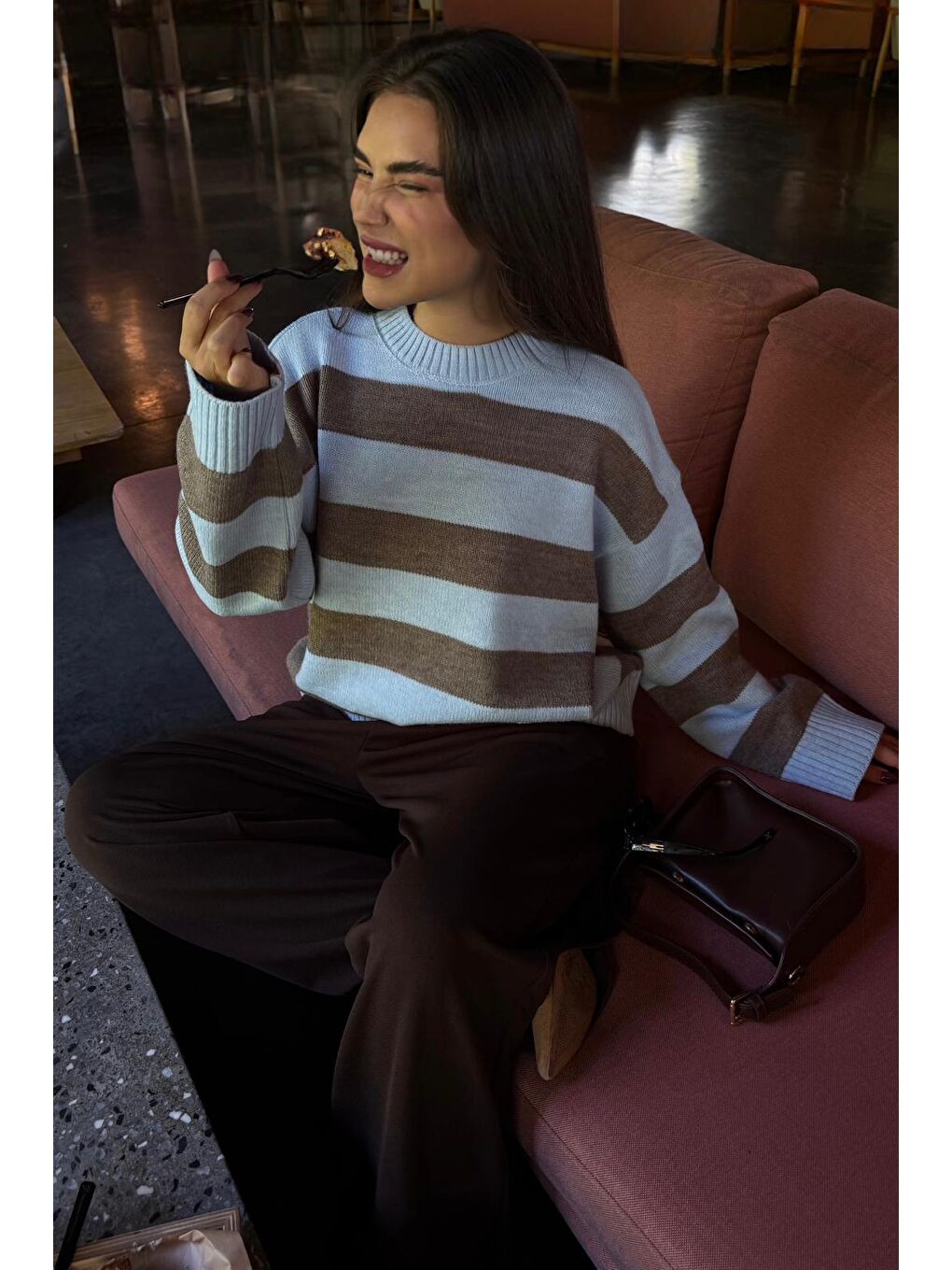 Kahverengi Camel Bisiklet Yaka Çizgili Oversize Triko Kazak Mg1972-2