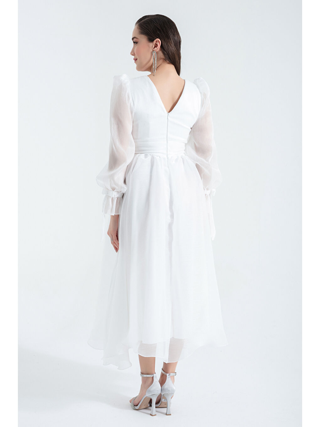 Kadın Beyaz Balon Kol V Yaka Midi Abiye Elbise-4
