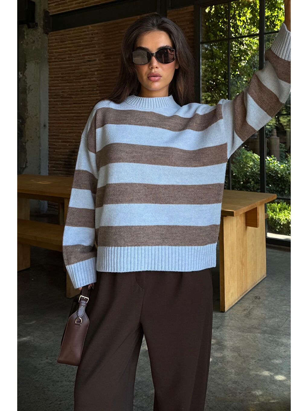 Kahverengi Camel Bisiklet Yaka Çizgili Oversize Triko Kazak Mg1972-4