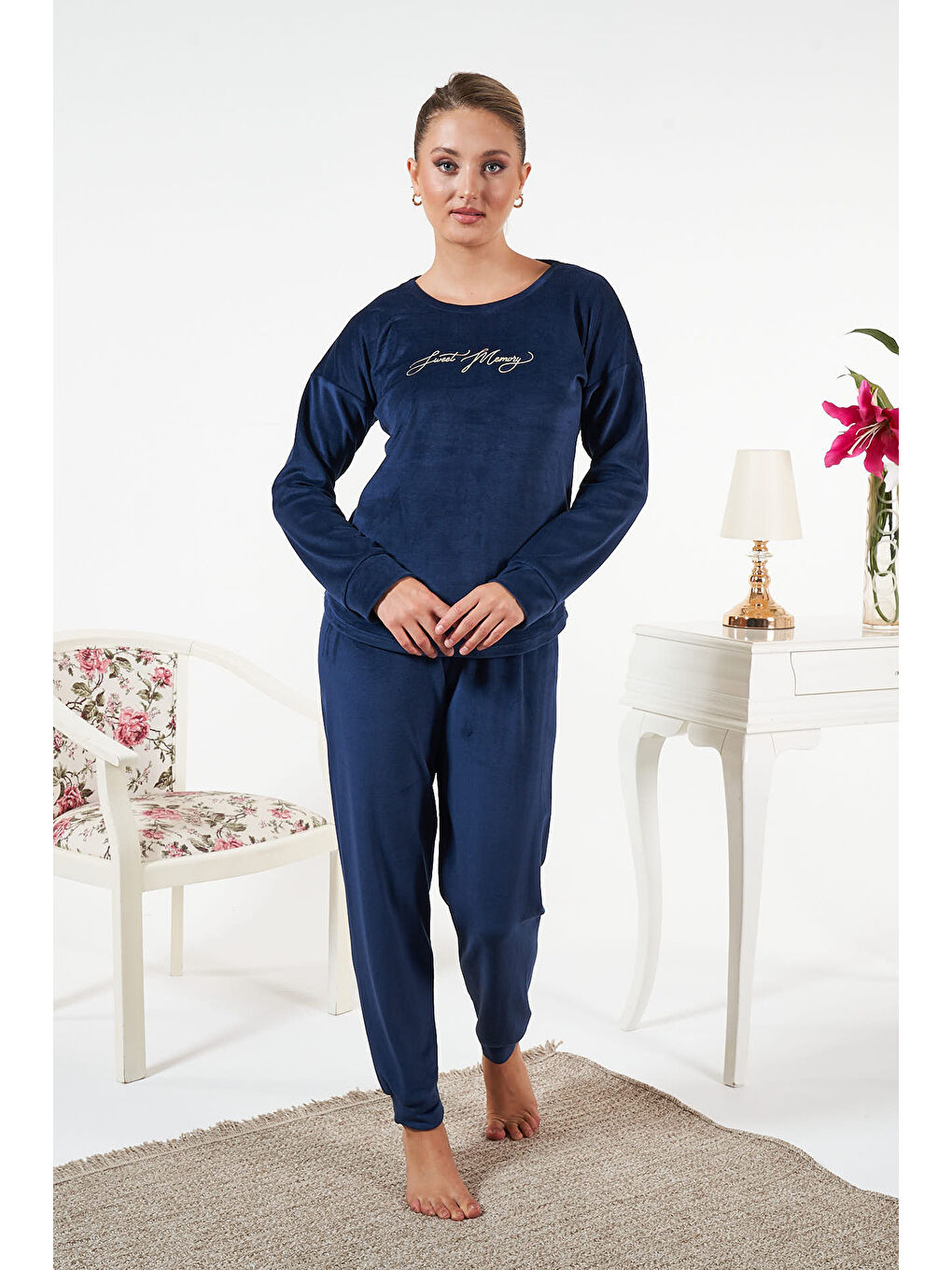 Kadın Kadife Baskılı Pijama Takımı 25381 Lacivert-3