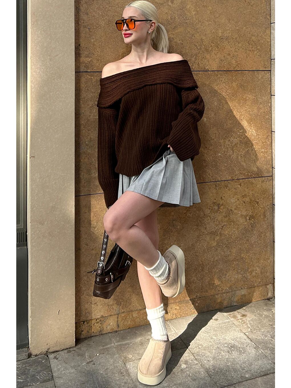 Acı Kahverengi Madonna Yaka Kadın Kazak Mg2274-5