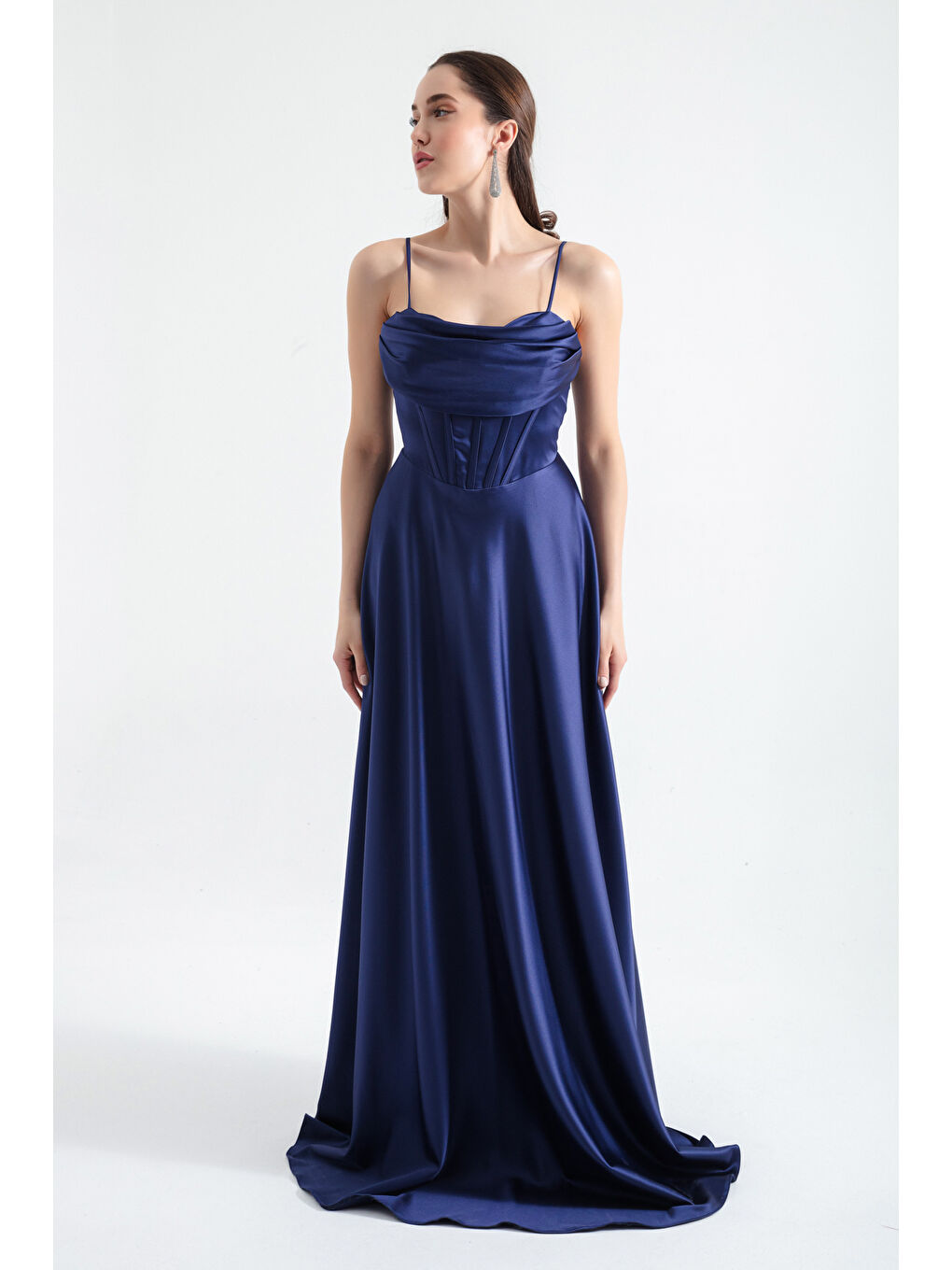 Kadın Lacivert İnce Askılı Sırt İp Bağlama Detaylı Abiye-1