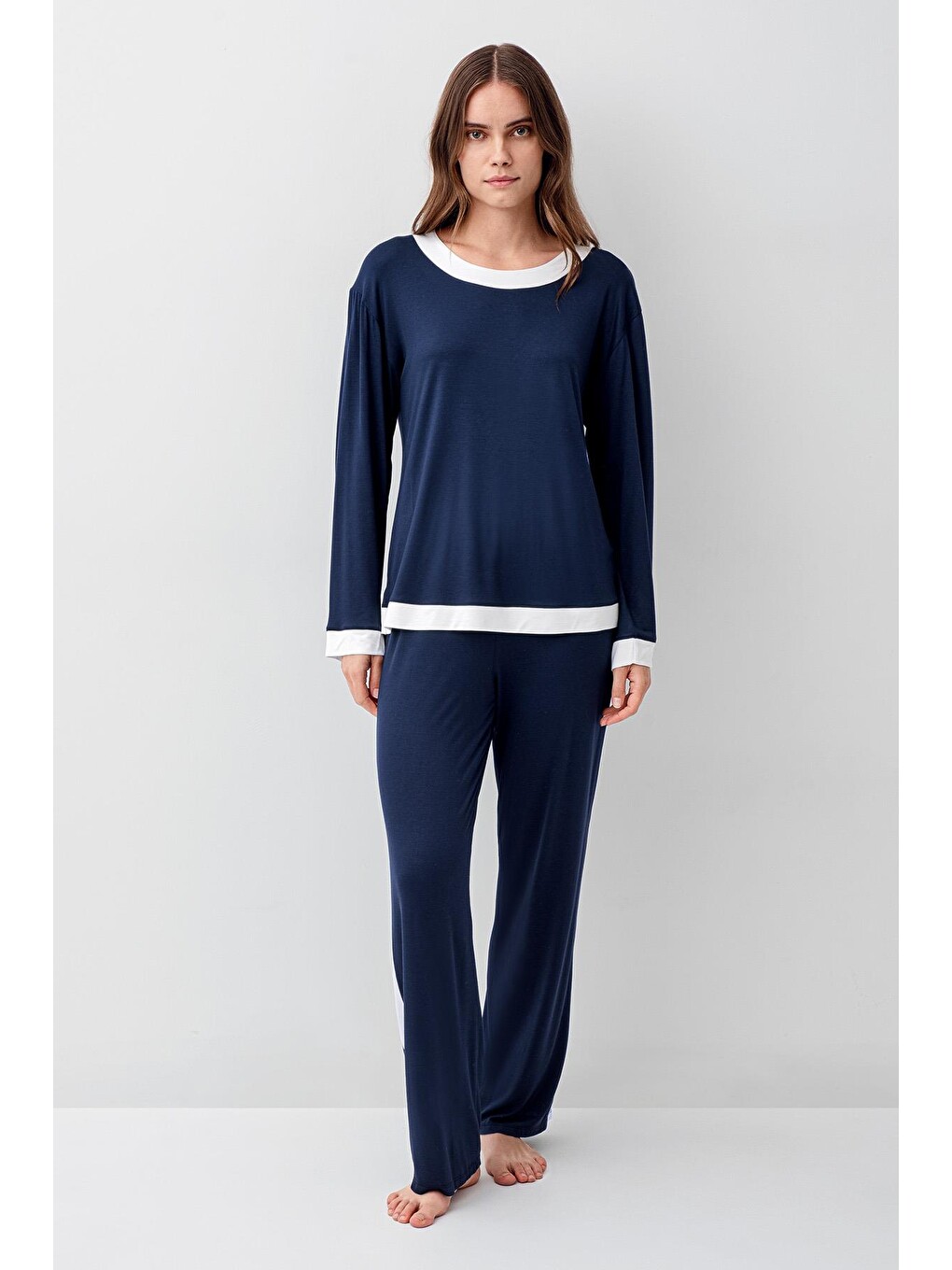 Lacivert Uzun Kollu Basic Esnek Elastanlı Viskoz Soft Pijama Takım 18209