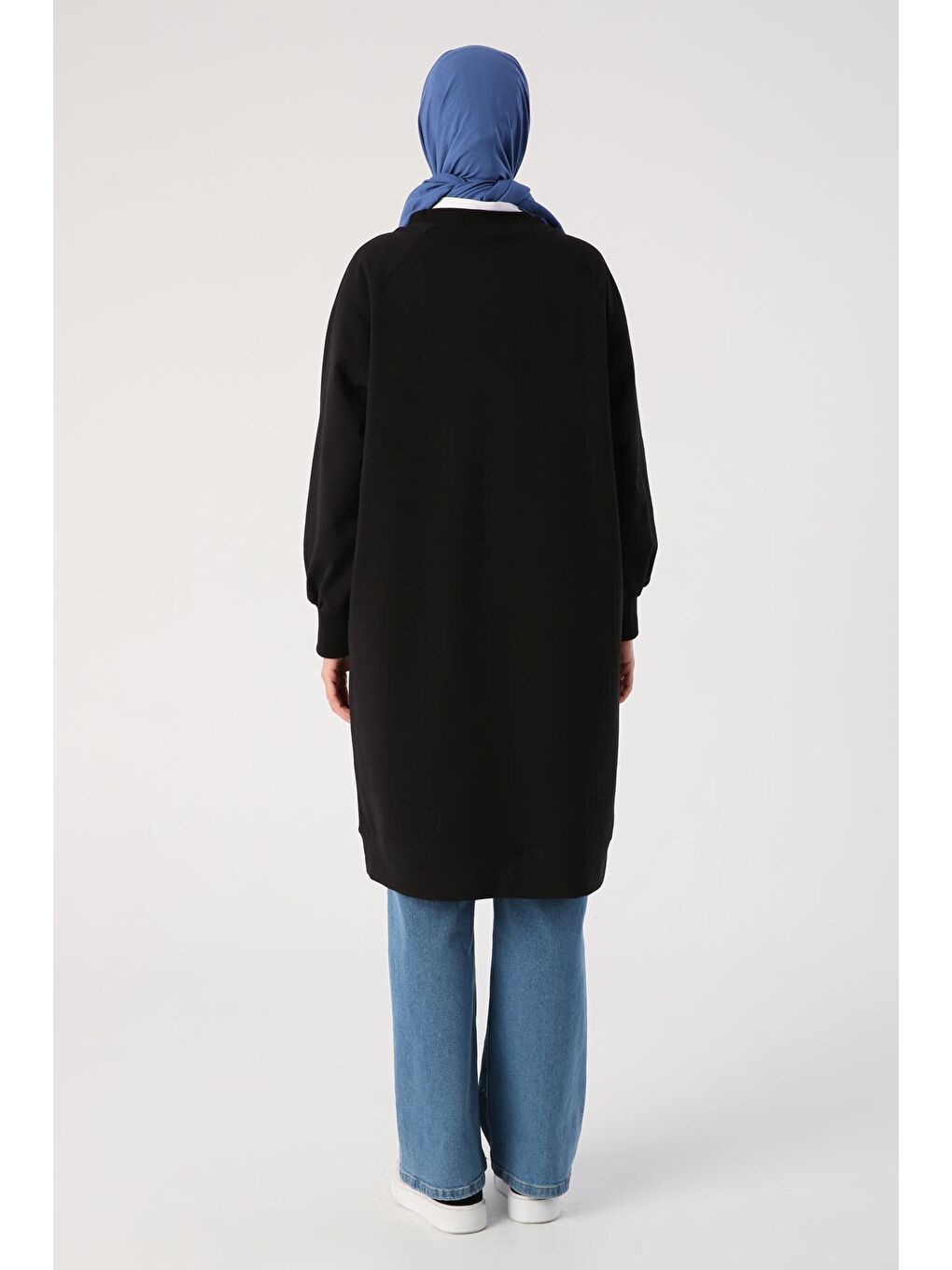 Siyah Büyük Beden Nakışlı Sweat Tunik-3