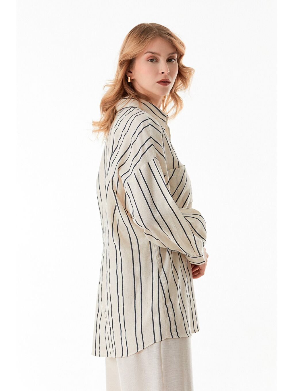 Antrasit Çizgili Çift Cepli Oversize Keten Gömlek-3