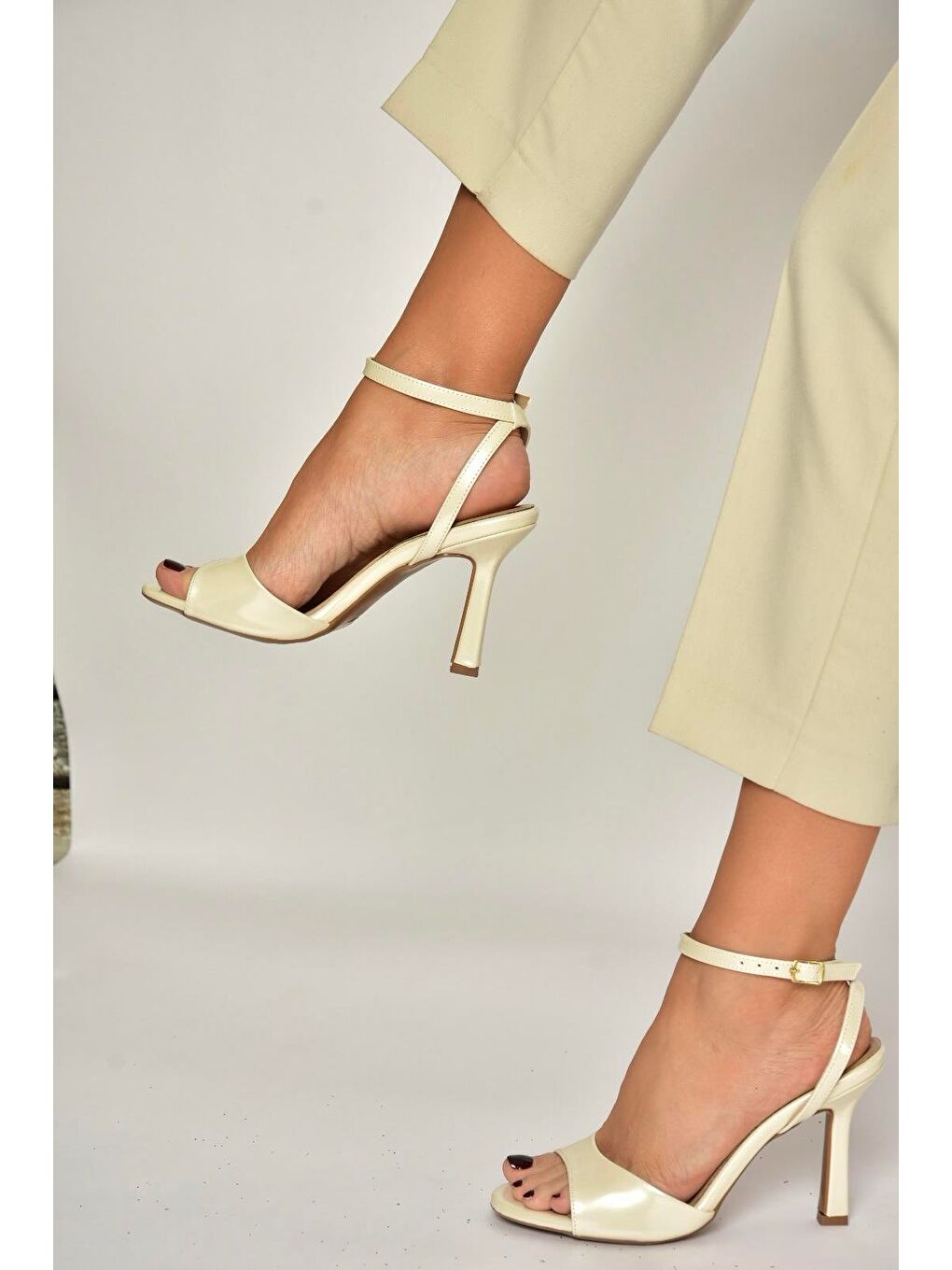 Bej Sedef Kadın Topuklu Ayakkabı Y997264608-3