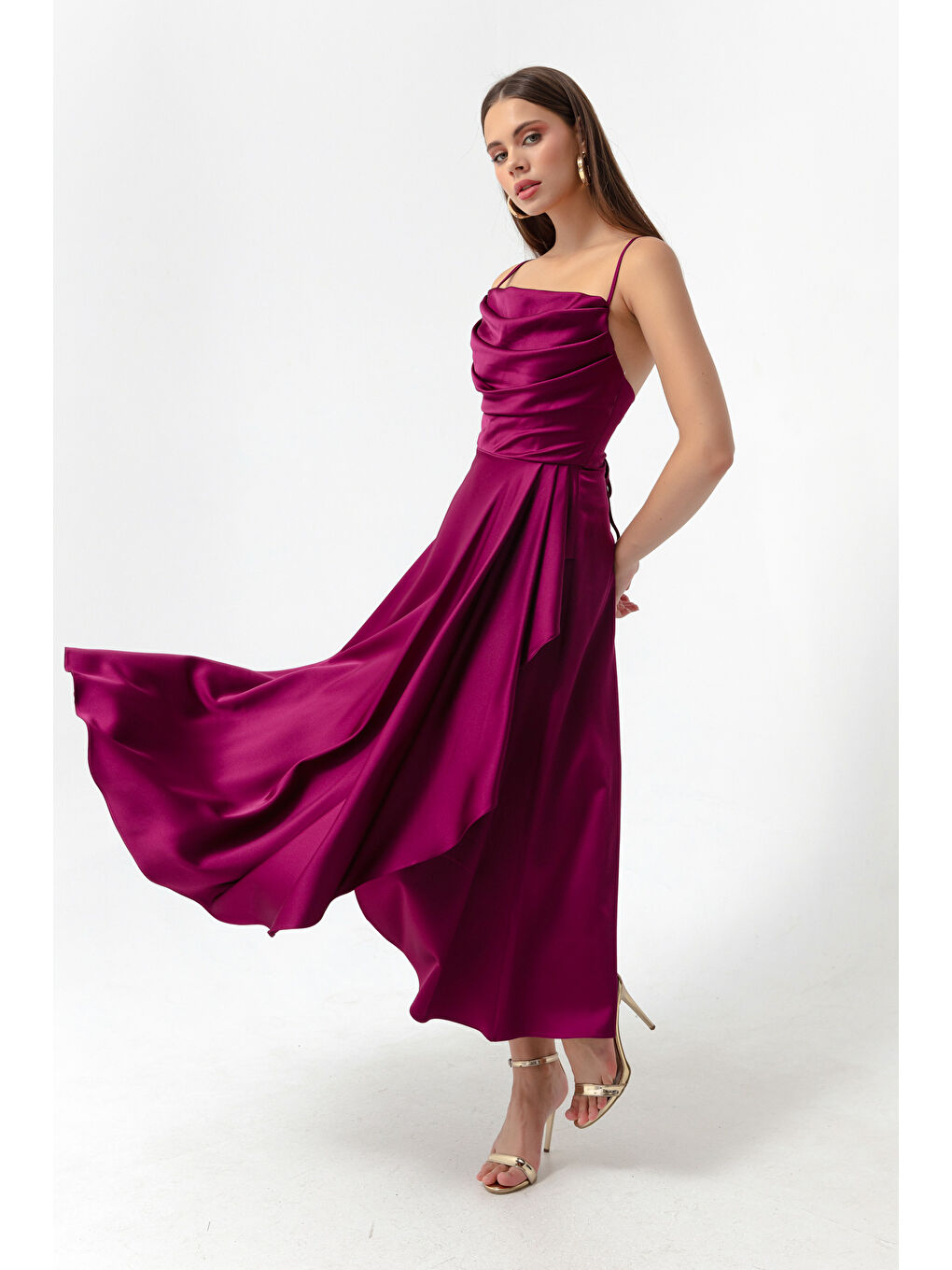 Kadın Mürdüm Volanlı Yırtmaçlı Saten Midi Boy Abiye & Mezuniyet Elbisesi-2