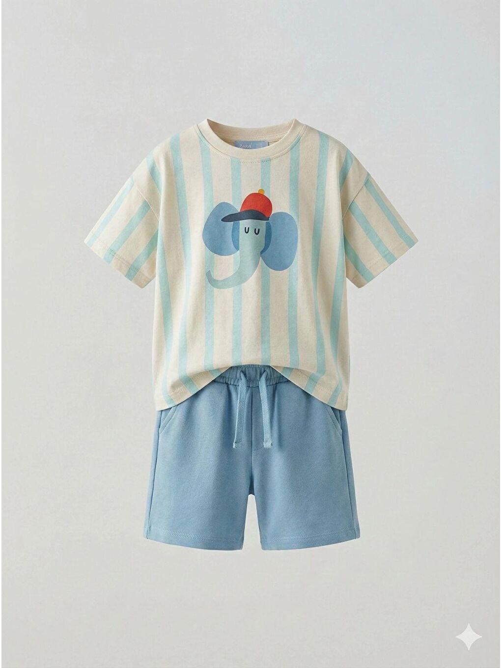 Karışık Erkek Çocuk Pamuklu Bej Çizgili Fil Baskılı T-Shirt Şort Takım - Bağcıklı Rahat Set-1