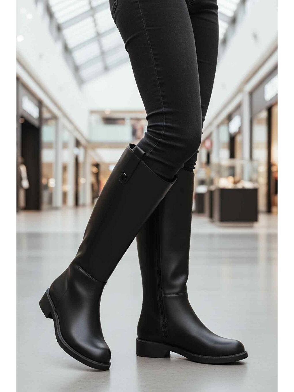 Siyah Cilt İçi Polarlı Fermuarlı Kadın Çizme 224578 Z-2