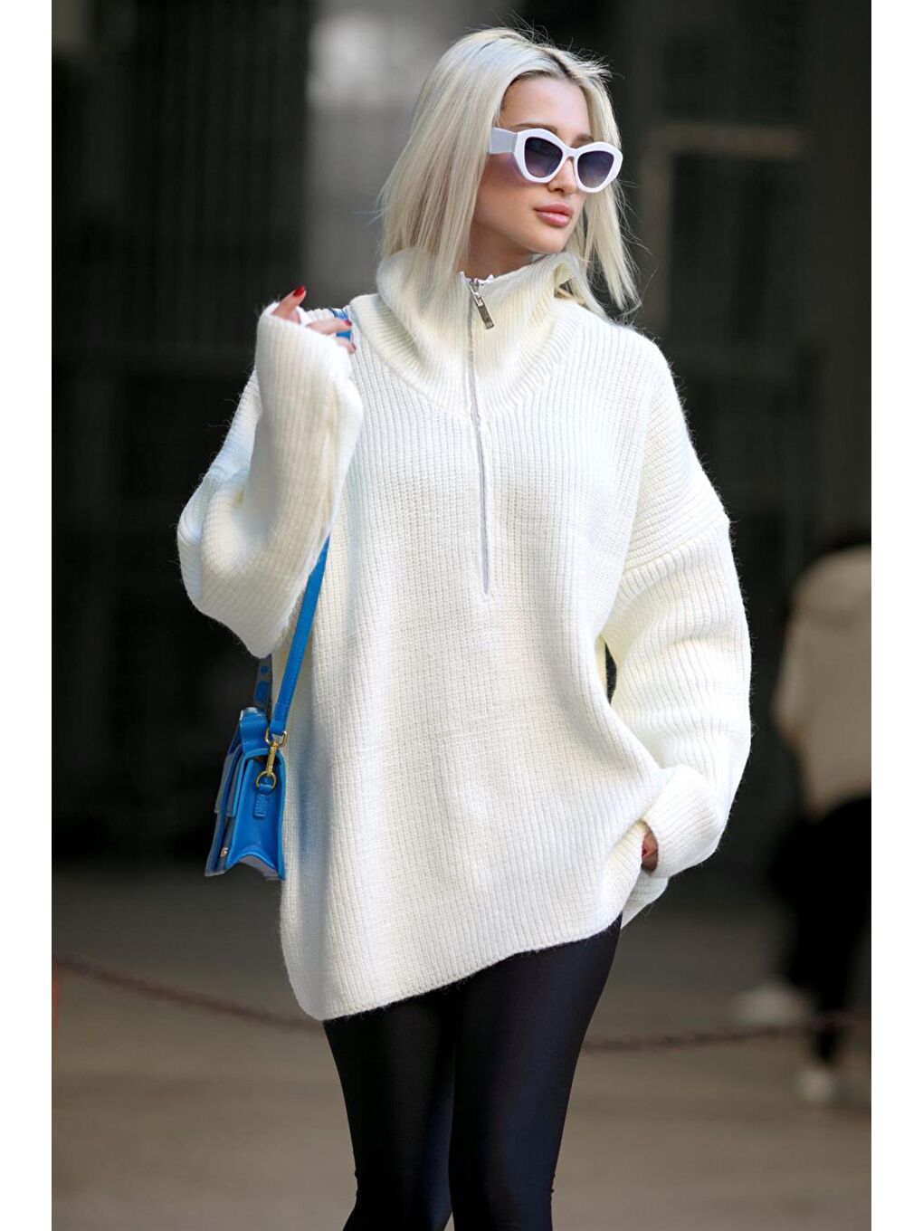 Beyaz Kemik Fermuar Yaka Oversize Kazak Mg1946