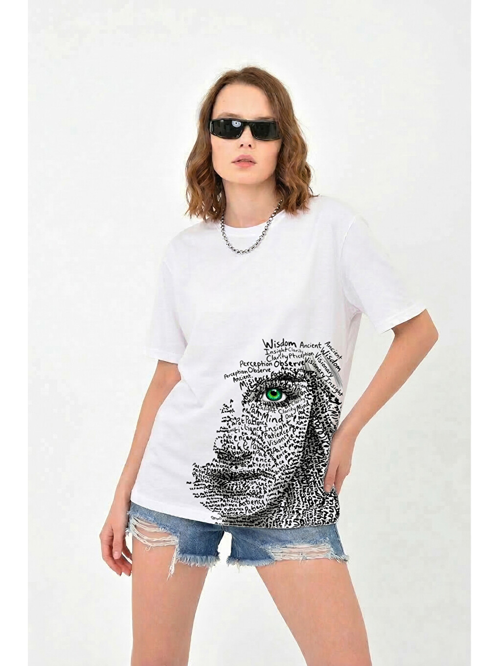 Beyaz Tipografiden Surat Grafik baskılı Ekolojik Penye Oversize %100 Pamuk Kadın Grafik Tişört