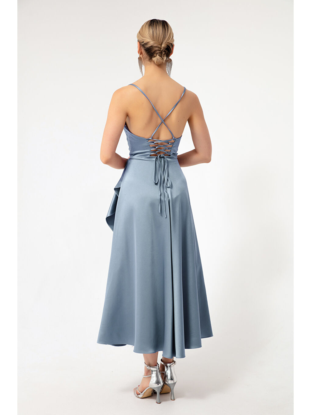 Kadın Bebe Mavi Volanlı Yırtmaçlı Saten Midi Boy Abiye & Mezuniyet Elbisesi-4