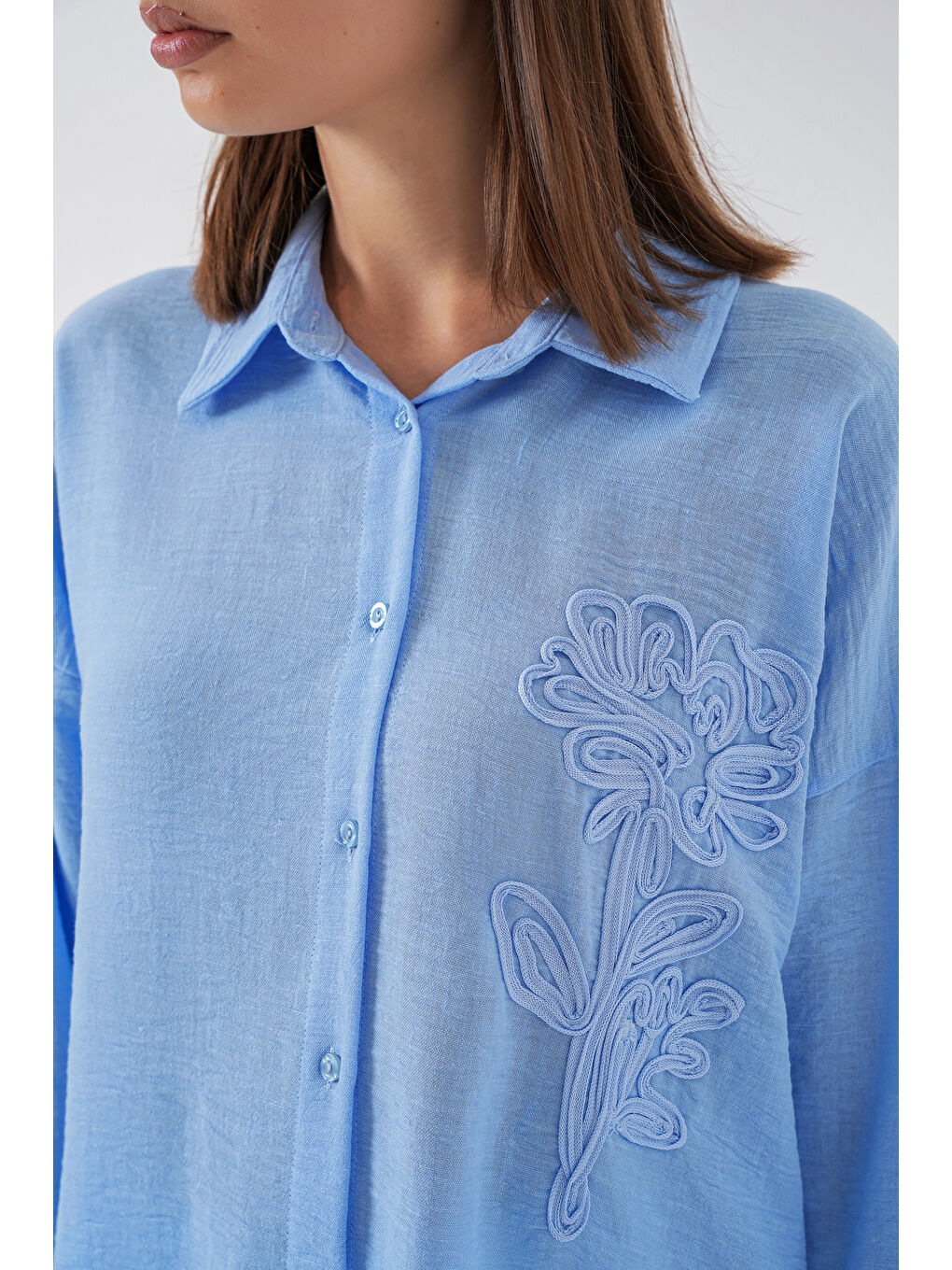 Kadın Nakışlı Oversize Gömlek 20338 - Mavi-4