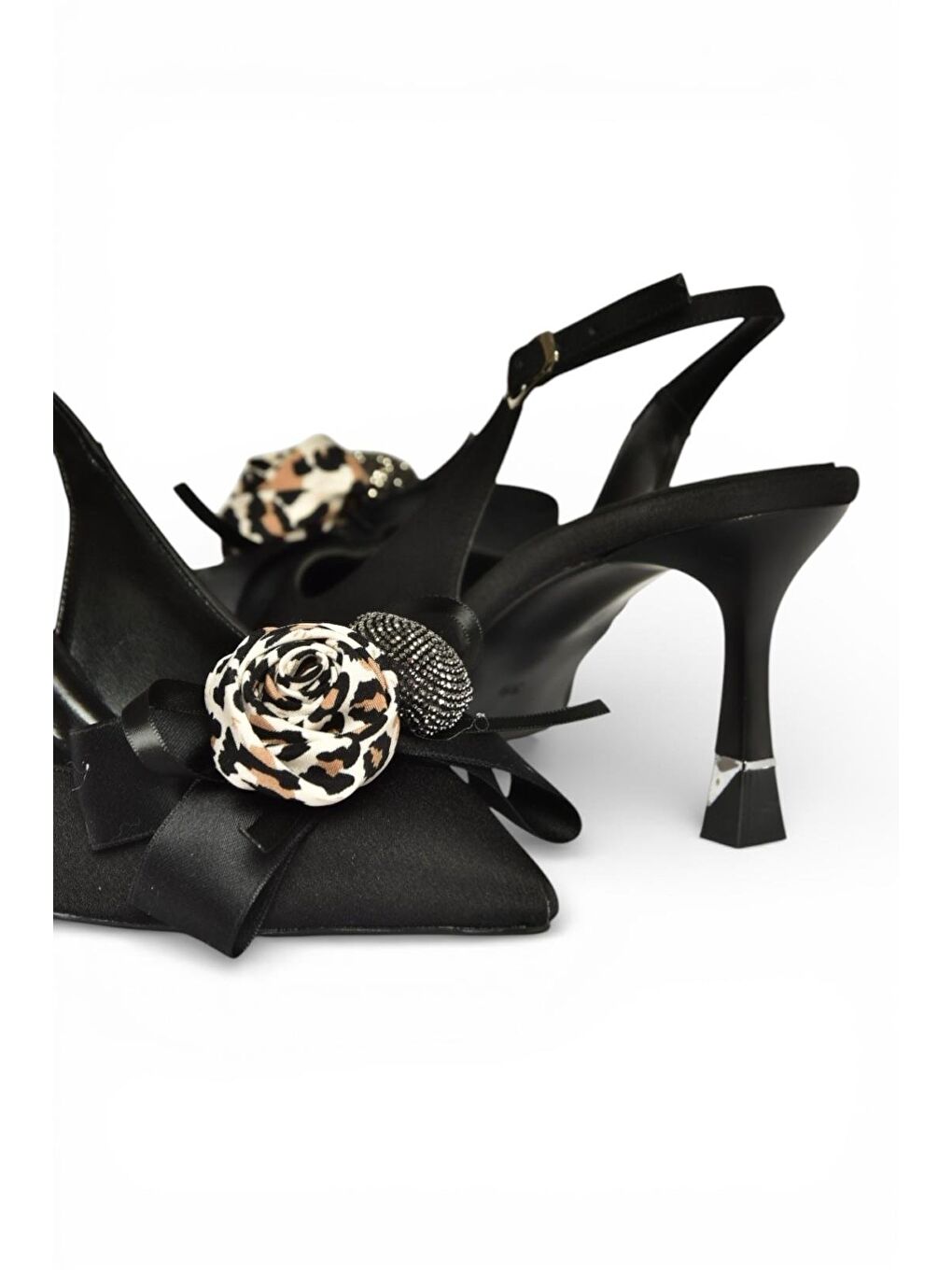 Siyah Kadın Topuklu Ayakkabı Y308202604-4