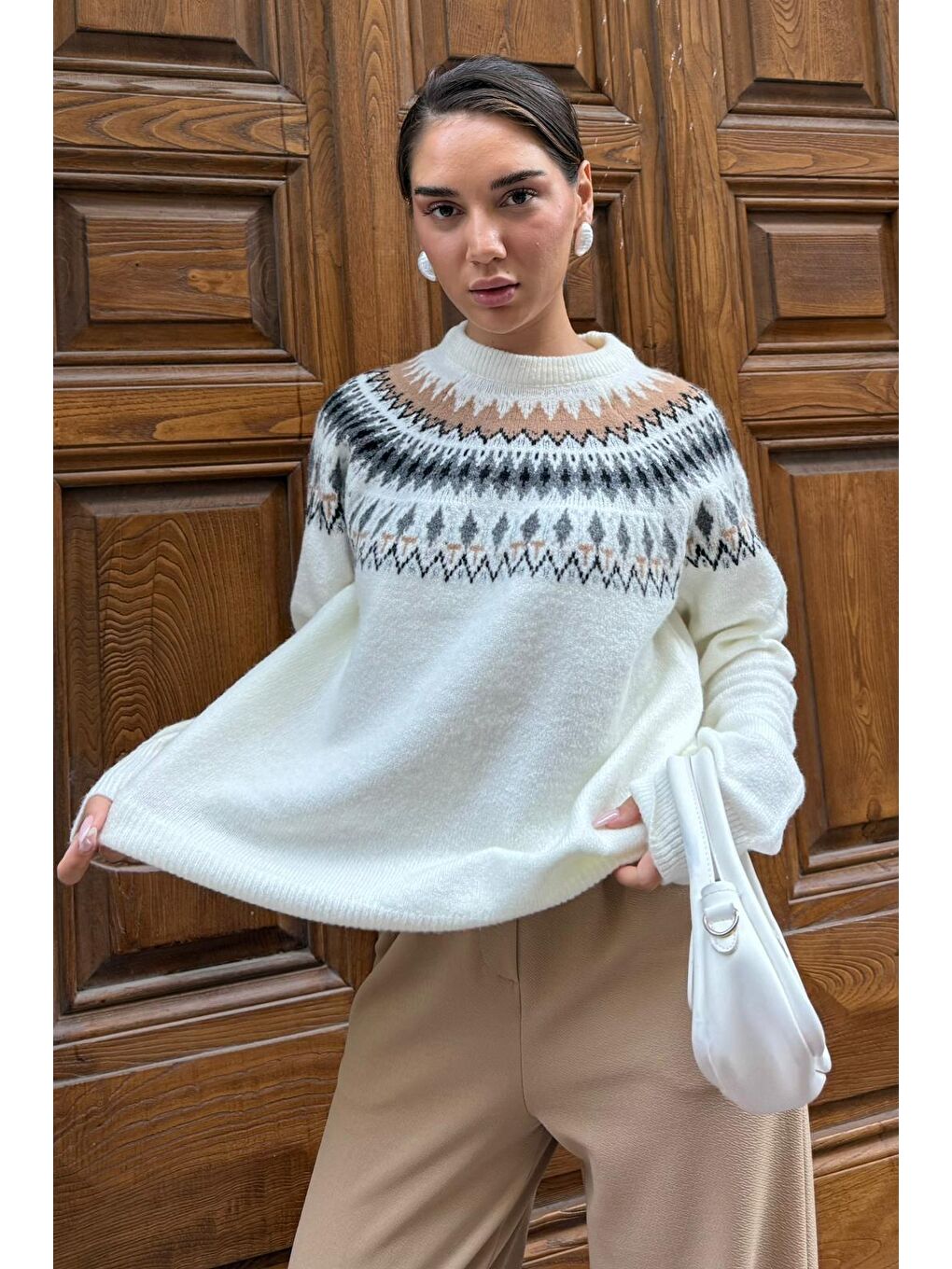 Beyaz Kemik Rengi Bisiklet Yaka Desenli Kadın Triko Kazak Mg2502-3