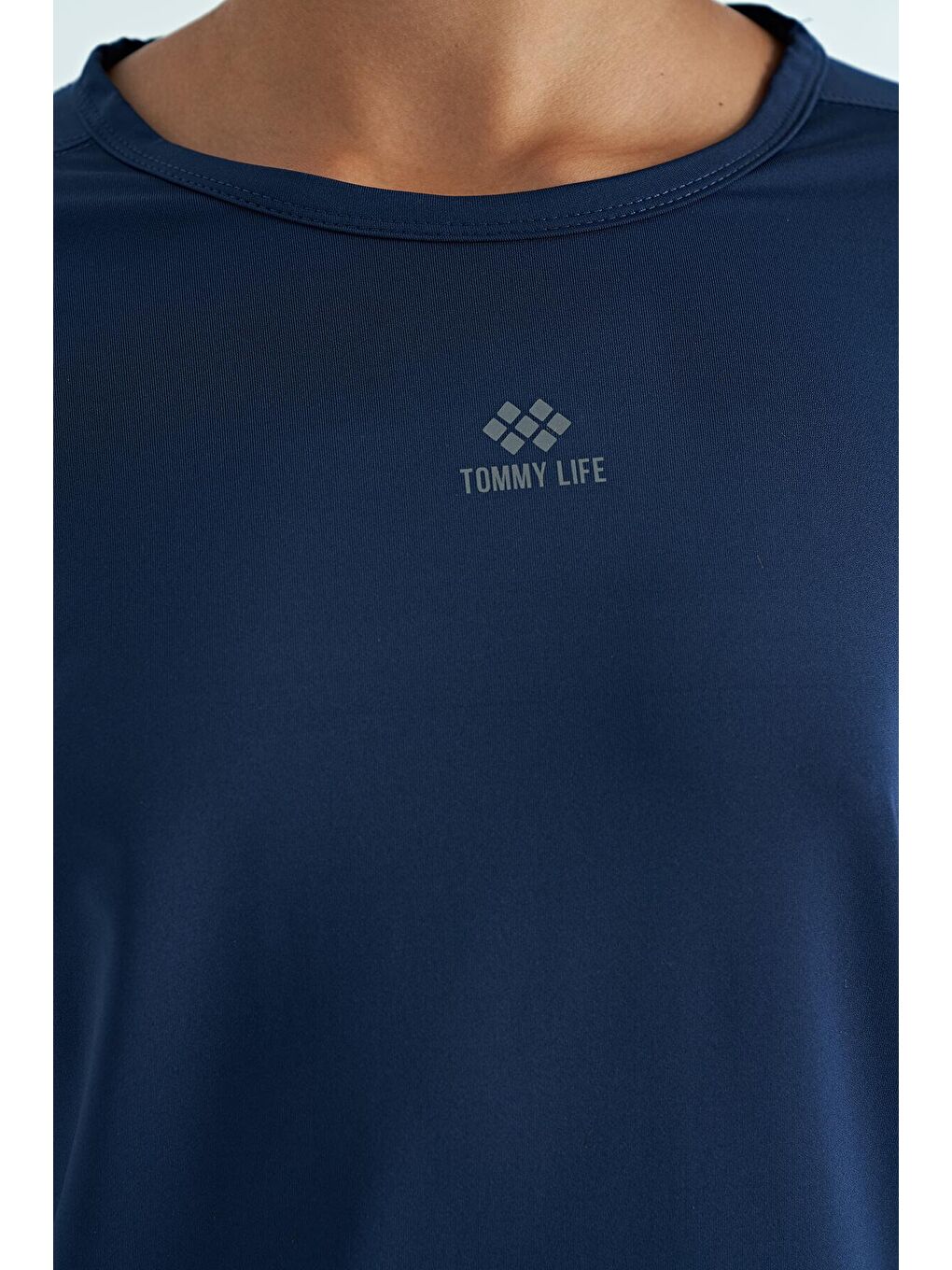 TOMMYLIFE İndigo O Yaka Baskı Detaylı Oversize Kısa Kol Kadın T-Shirt - 97263 - 1