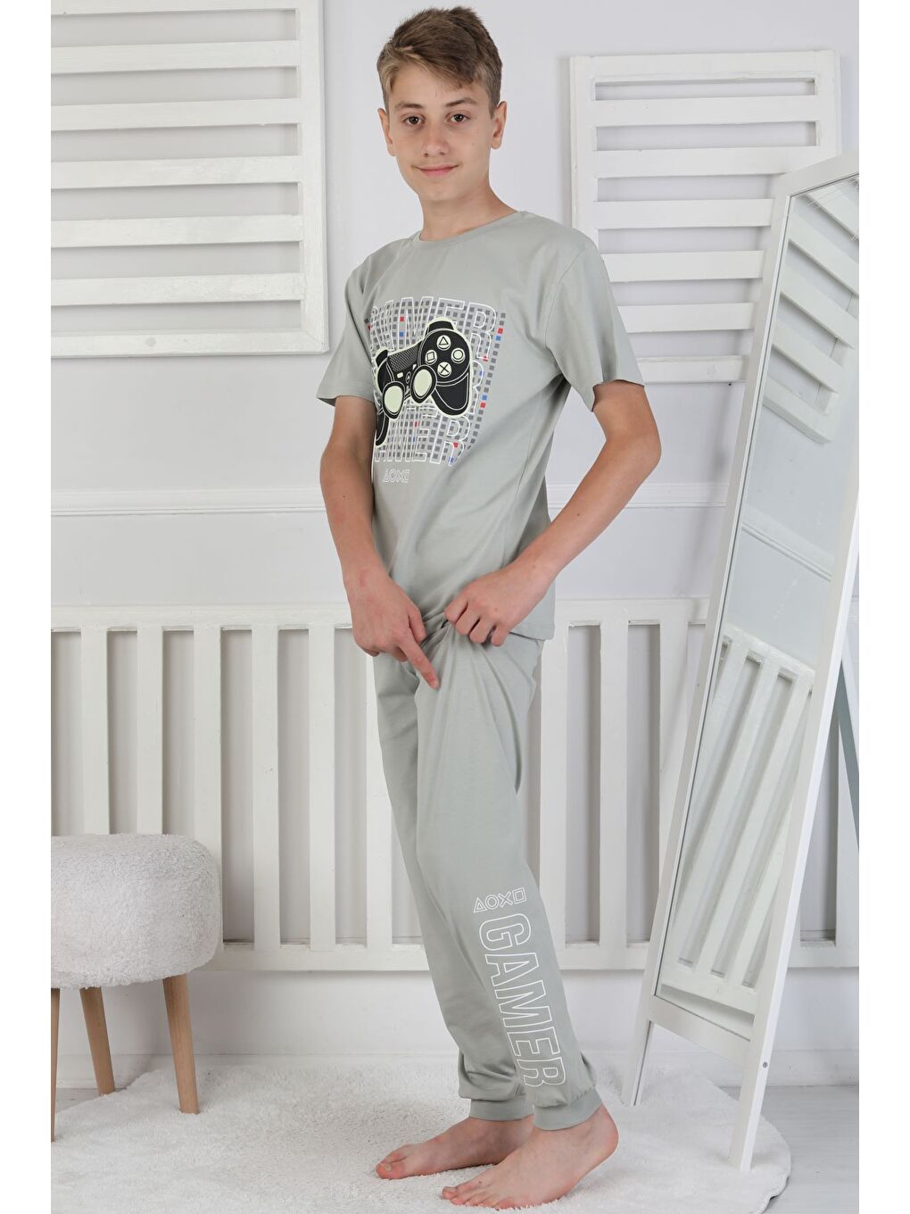 Yeşil Gamer Console Desenli Kısa Kollu Erkek Çocuk Pijama Takımı-4