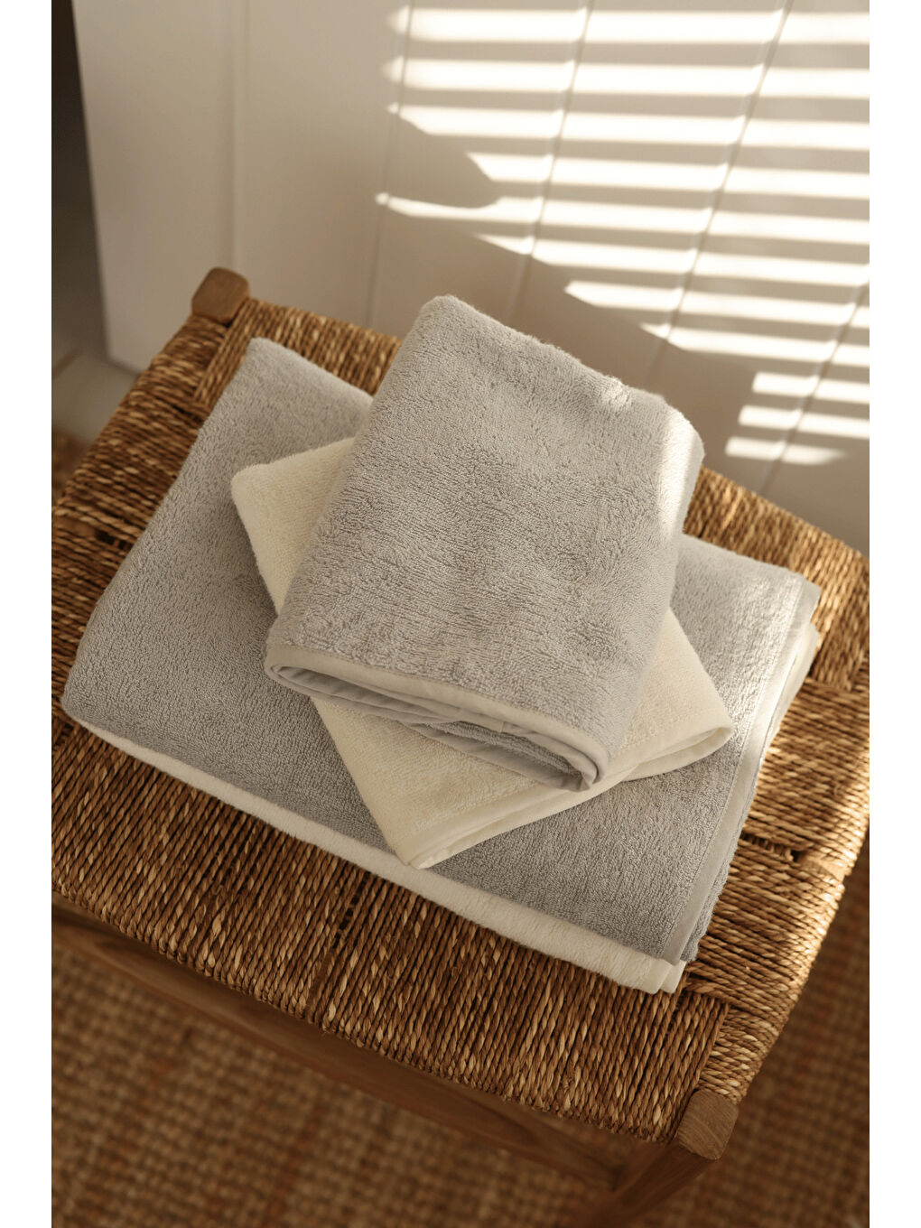 Sedef Bambu Banyo Havlusu 70x140 cm Gri-2