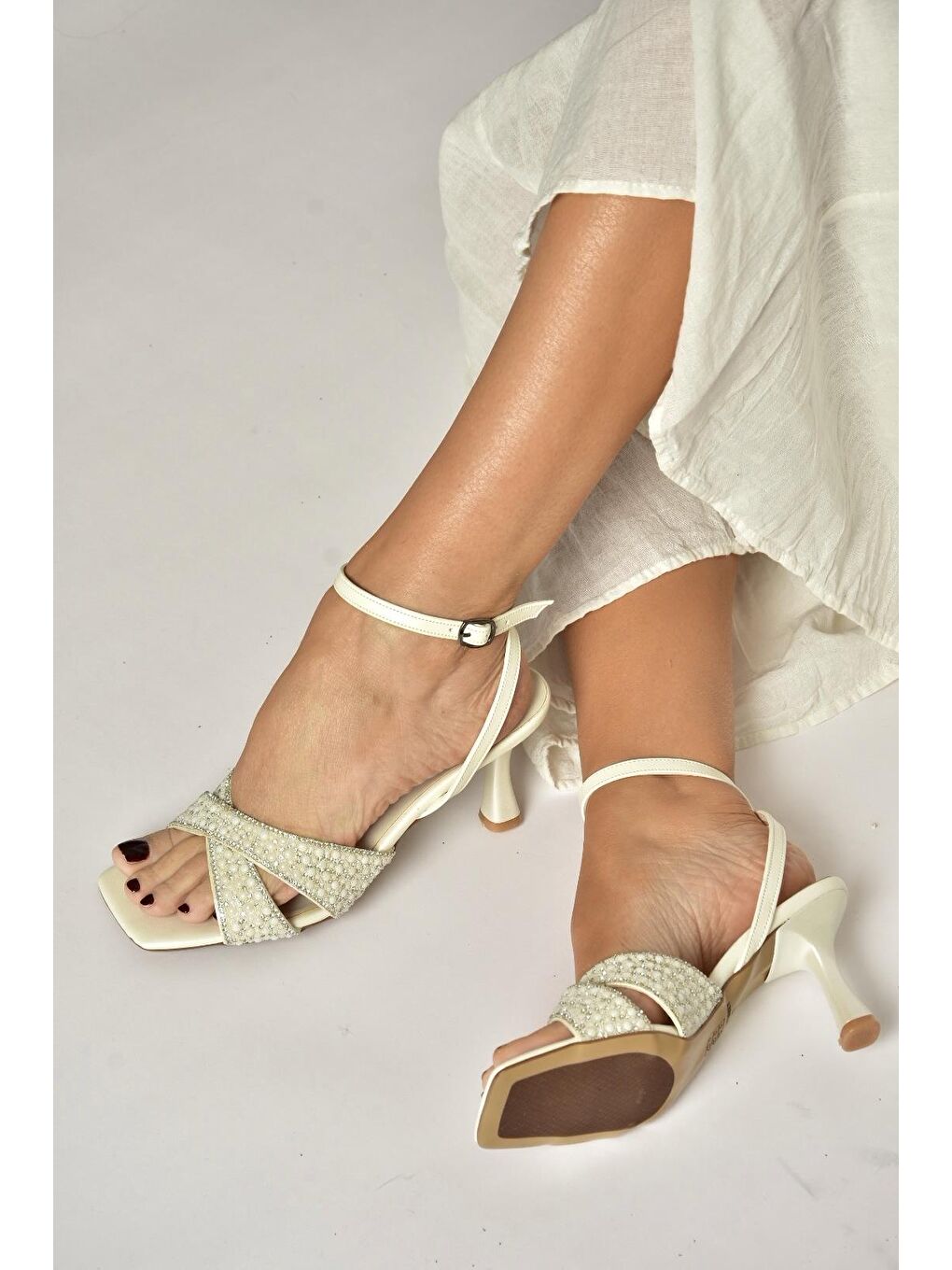 Bej Sedef Kadın Topuklu Ayakkabı Y820071509-1