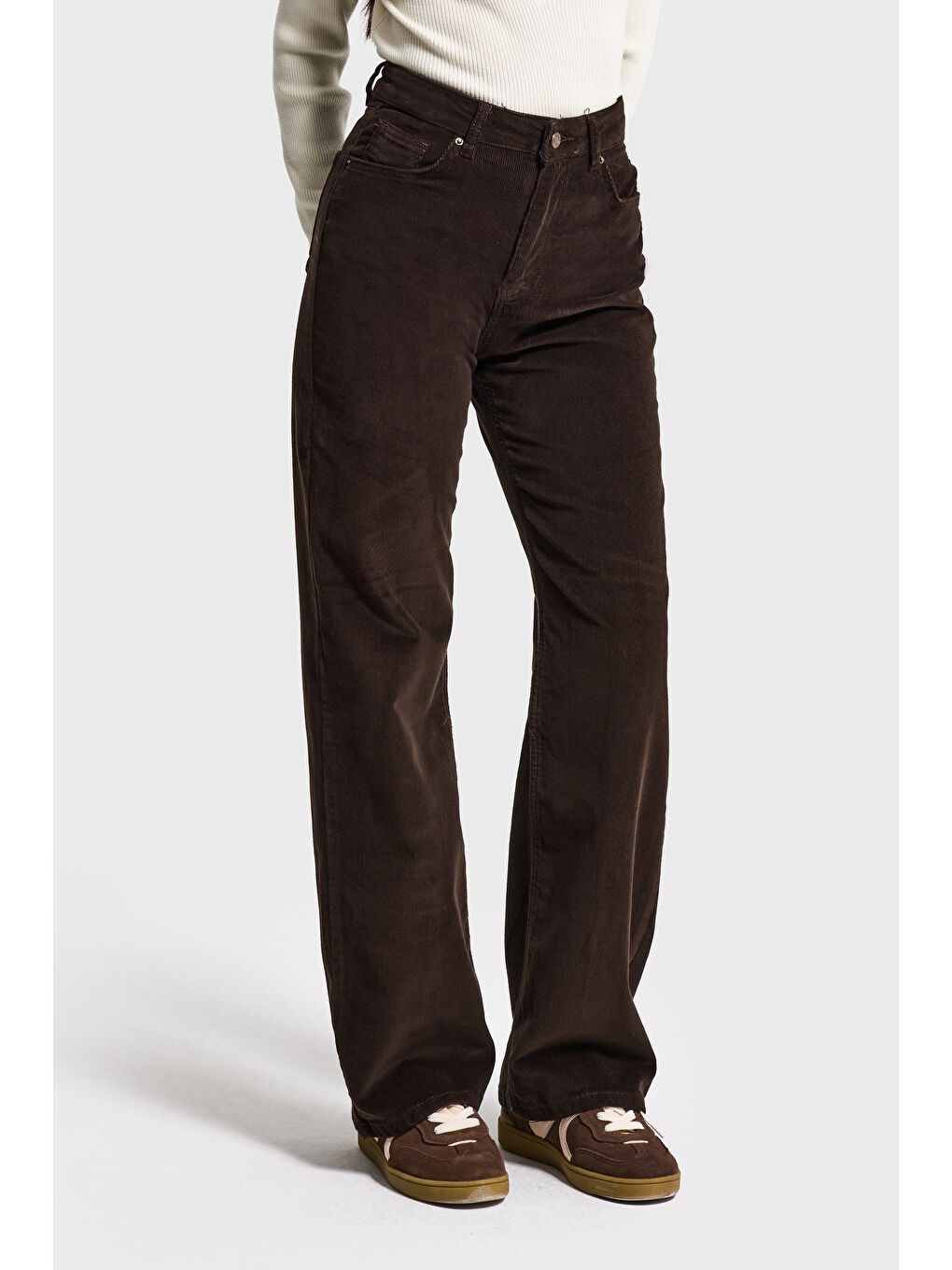Kahverengi Kadın Acı Kahve 26w5-136 Straight Cropped Fit Elastan Velvet Kadife Kumaş Pantolon