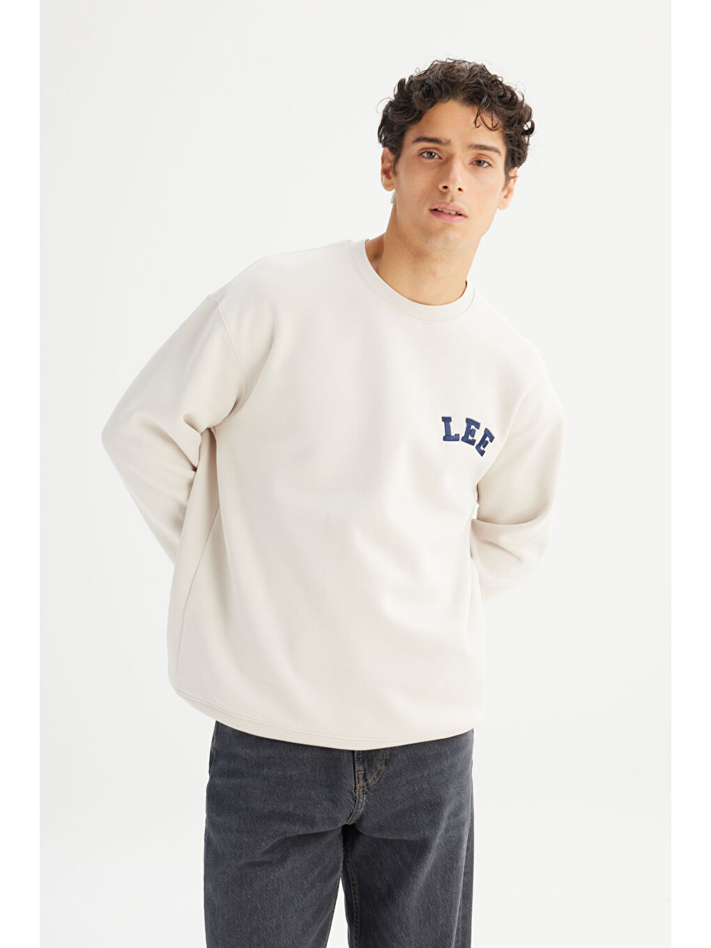 Bej Relaxed Fit Şardonlu Bisiklet Yaka Logo Detaylı Sweatshirt-2