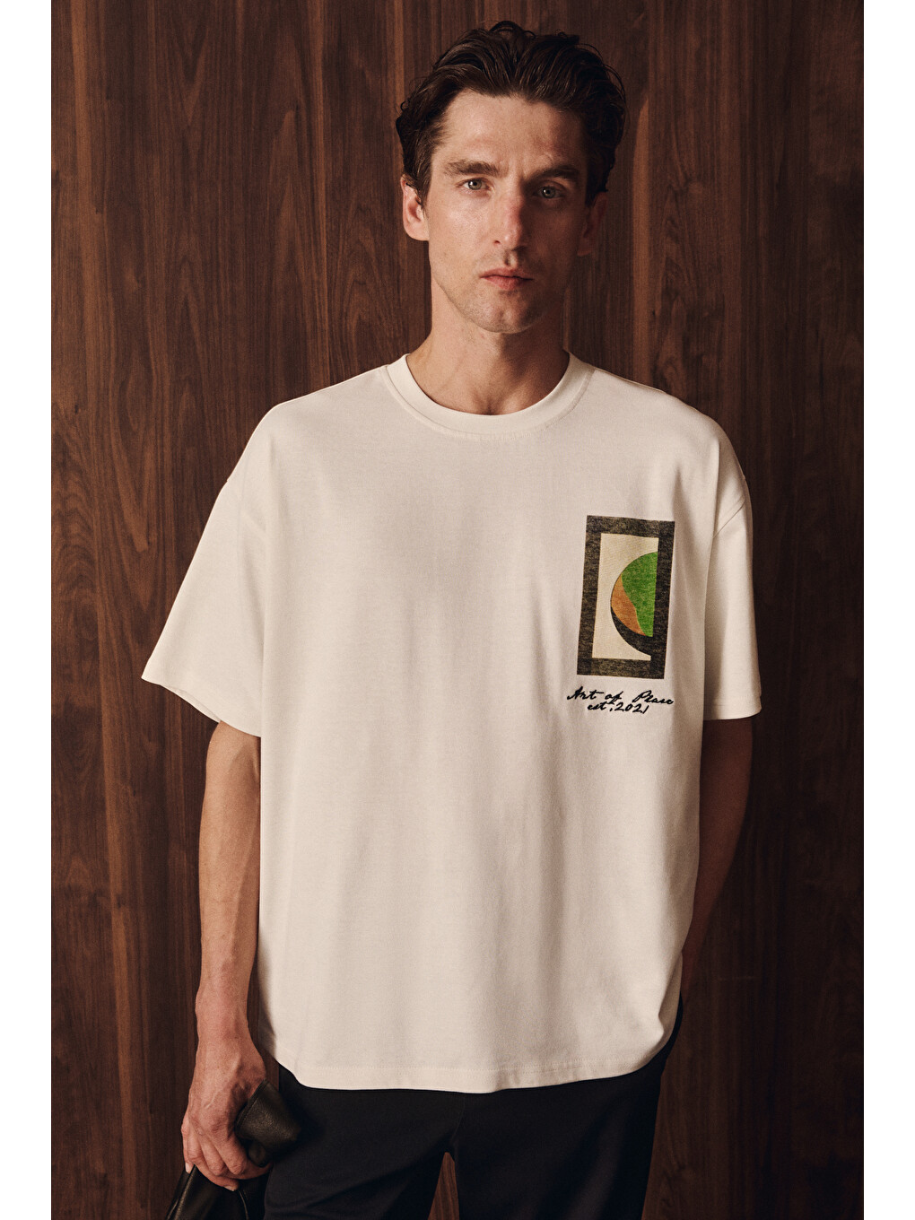 Asela Erkek Ön Ve Arkası Nakış Detaylı Kısa Kollu Beyaz T-shirt-1