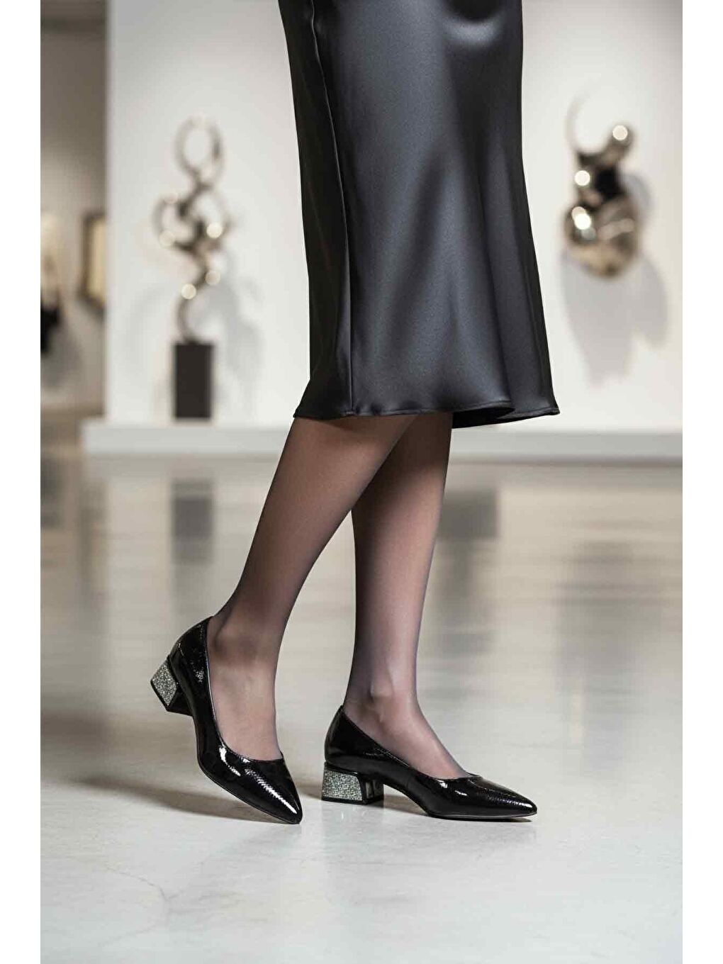 Siyah Kırışık Taş İşlemeli Kadın Abiye Ayakkabı 357180 Z-2