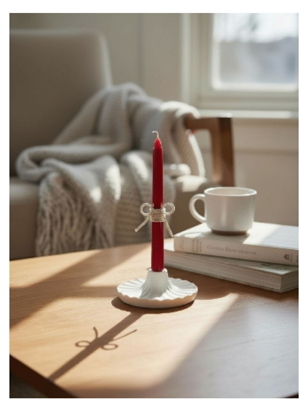 Dekoratif Pileli Beyaz Şamdanlık ve Kırmızı Mum | İskandinav Tarzı | Taş Tozu El Yapımı Mumluk-1