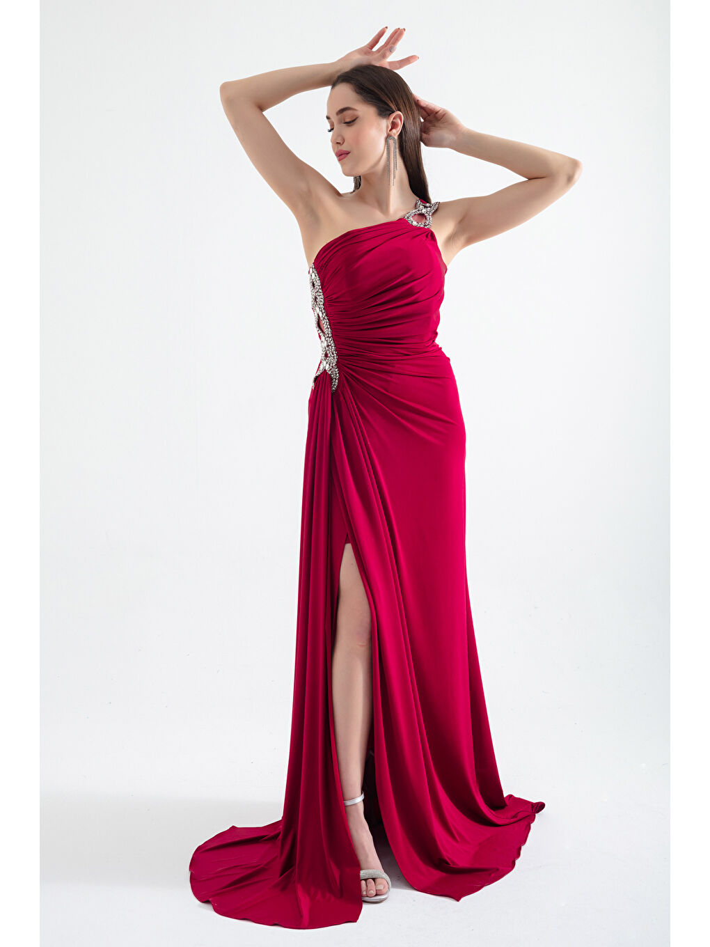 Kadın Bordo Tek Omuzlu Taşlı Uzun Abiye Elbise-3