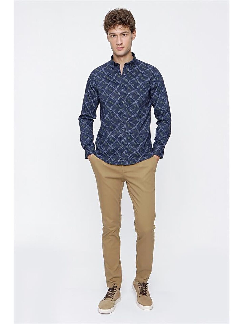 Lacivert Uzun Kol  Düğmeli Yaka  Slim Fit Dar Kesim Klasik Gömlek 1004220289-4