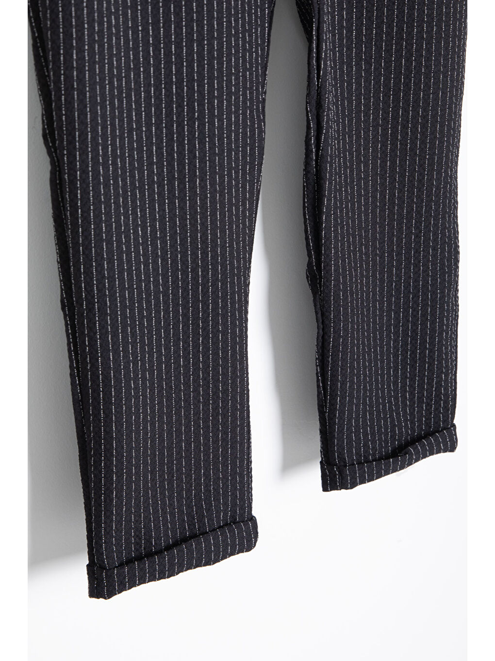 Siyah Erkek Çocuk Çizgili Duble Paça Gofre Kumaş Pantolon 21050-2