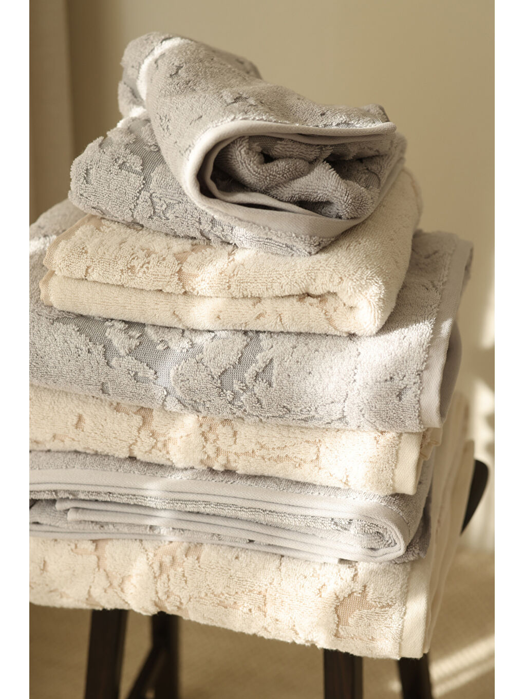 Marble %100 Pamuk Jakarlı Banyo Havlusu 70x140 cm Gri-1