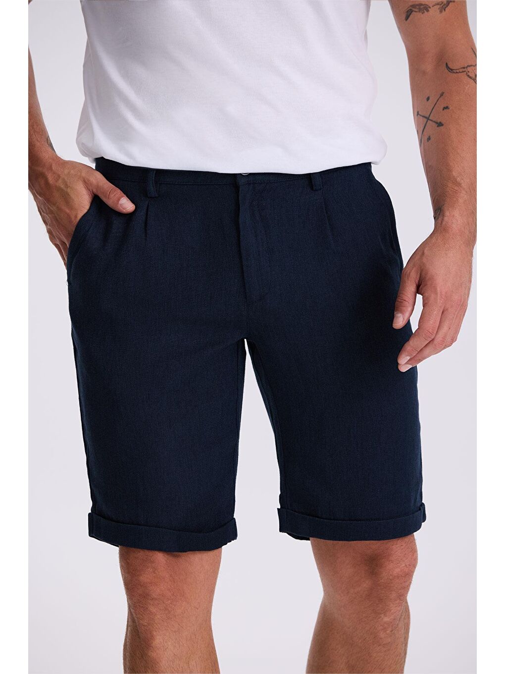 Koyu Lacivert Comfort Fit Keten Dokulu Rahat Kesim Duble Paça Şort-2