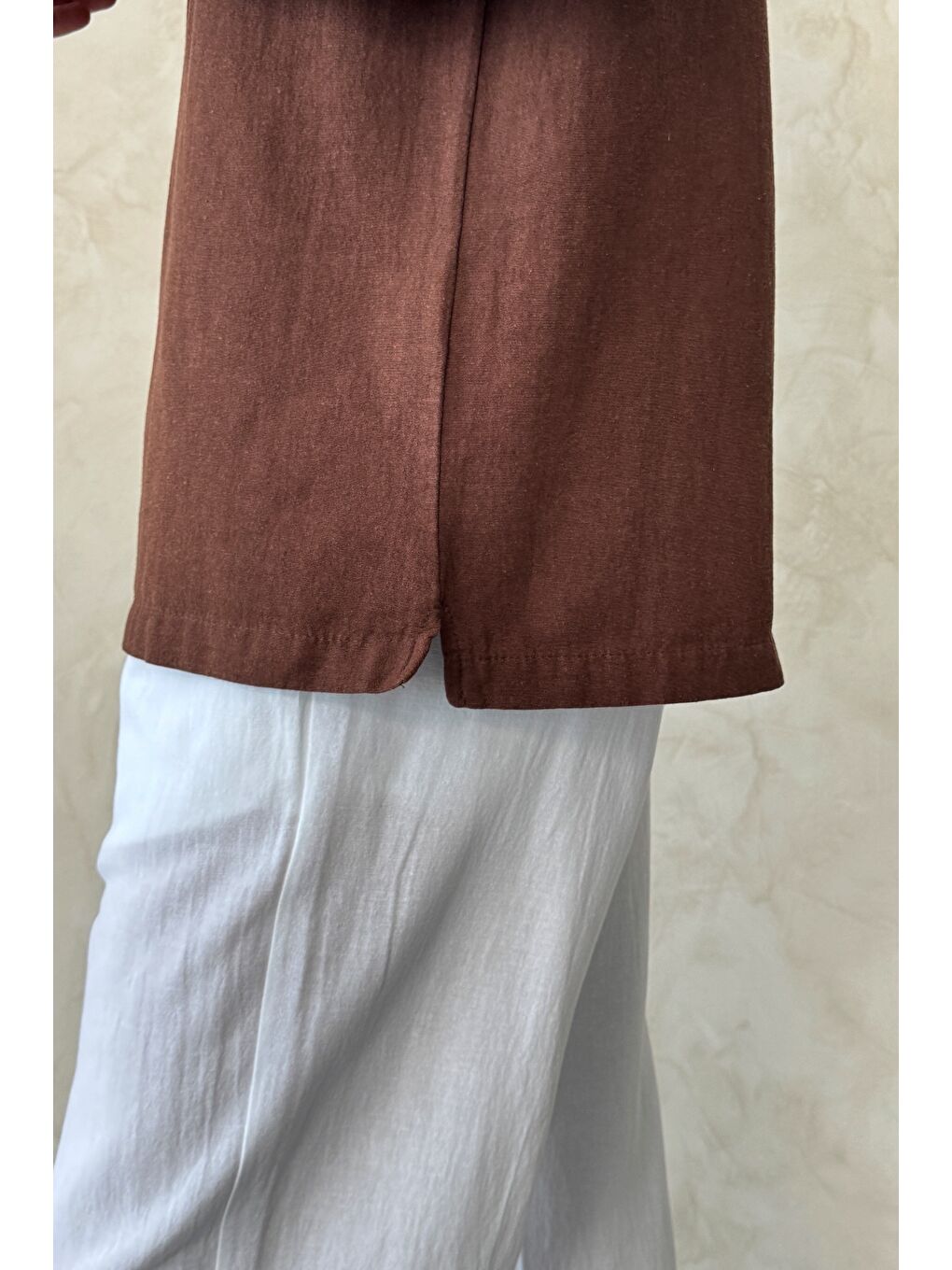 Kahverengi Erkek Oversize Apaş Yaka Kısa Kollu Keten Gömlek-6