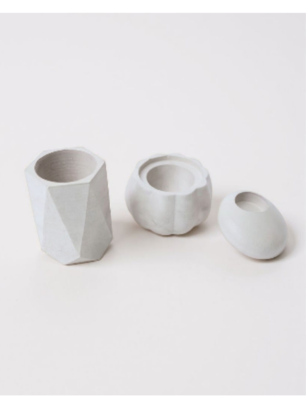 Beyaz El Yapımı Ev Dekorasyon Seti 3'lü | Vazo & Saksı & Mumluk | Premium Masa Üstü Organizer-1