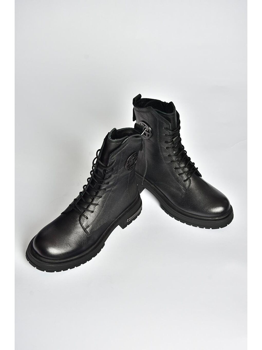 Siyah Kadın Bot V555575503-4