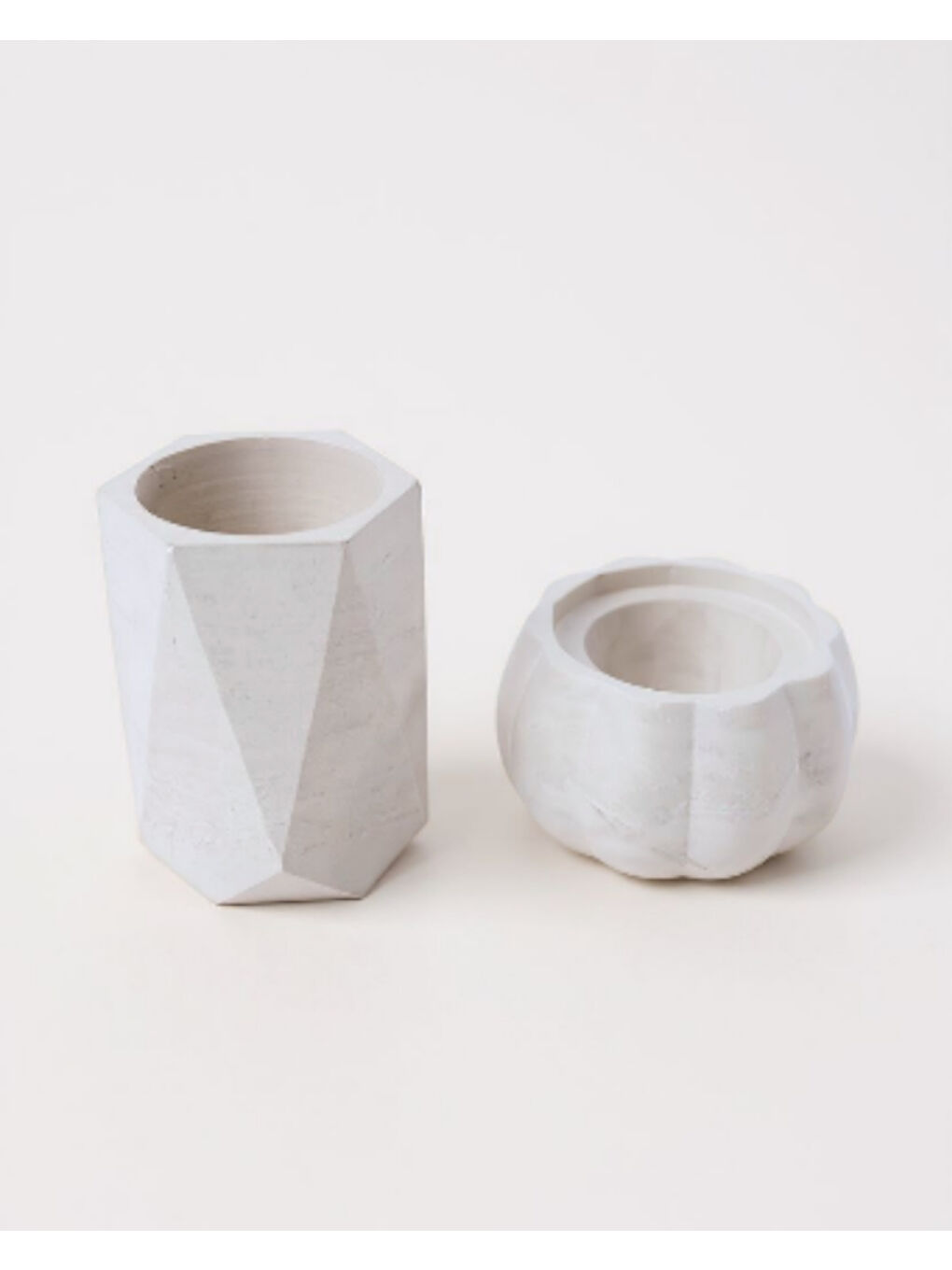 Beyaz El Yapımı Ev Dekorasyon Seti 3'lü | Vazo & Saksı & Mumluk | Premium Masa Üstü Organizer-5