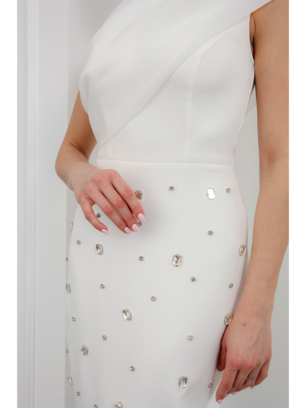 Kadın Beyaz Tek Omuz Taşlı Söz Nişan Nikah Abiye Elbise-3