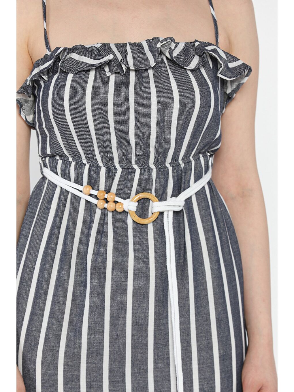 Lacivert Kadın Ayarlanabilir Askılı Fırfırlı Hasır Kemerli Çizgi Desenli Elbise-2