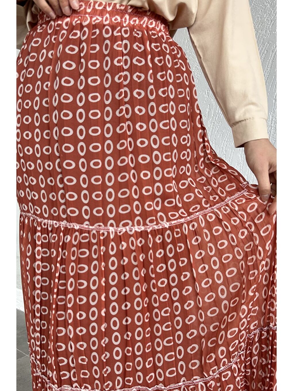 Kahverengi Bel Lastikli Desenli Şifon Tesettür Etek-7