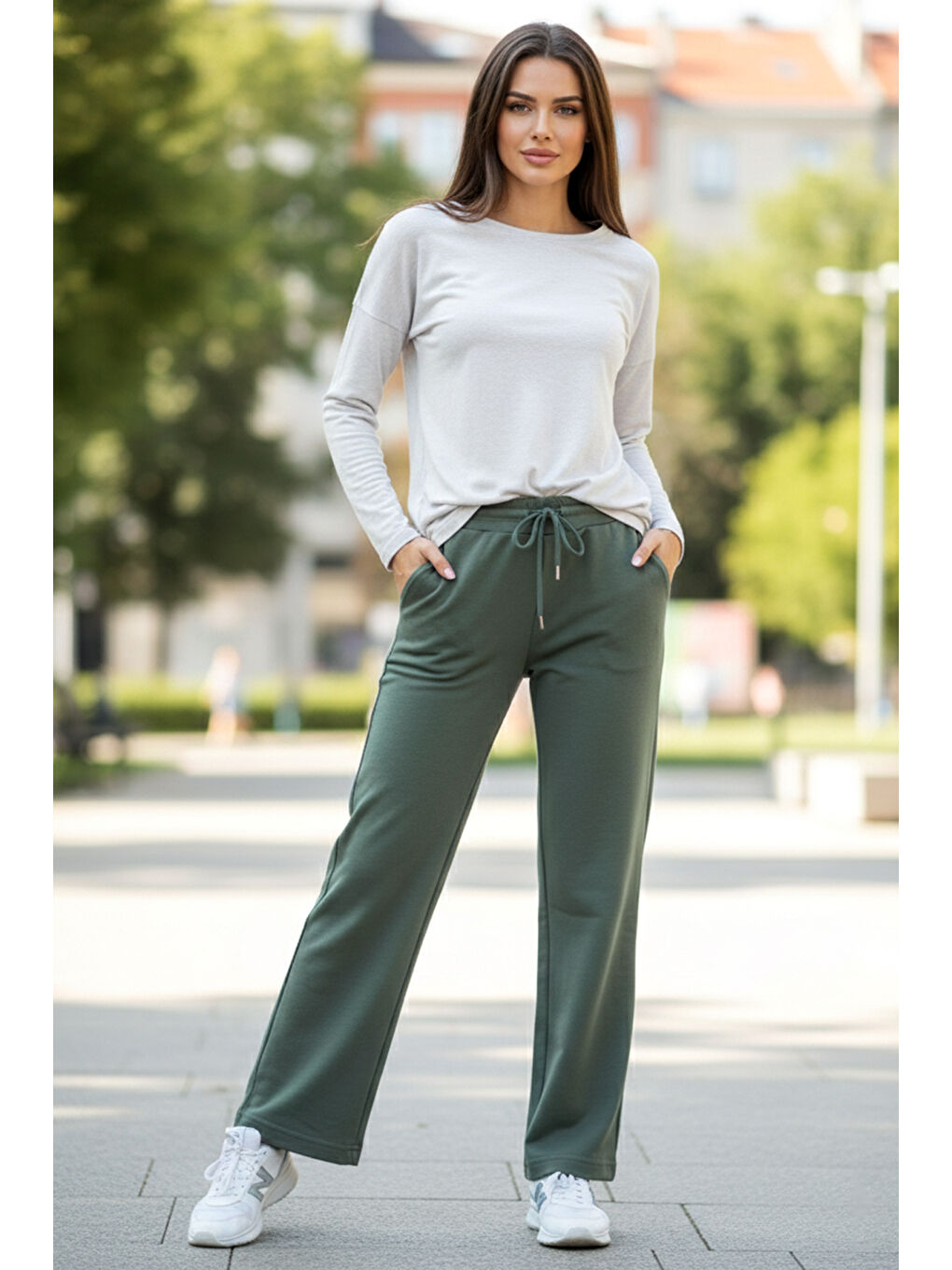 Beli Lastikli Pantolon Görünümlü Bol Paça Kadın Eşofman Altı 8015 Haki