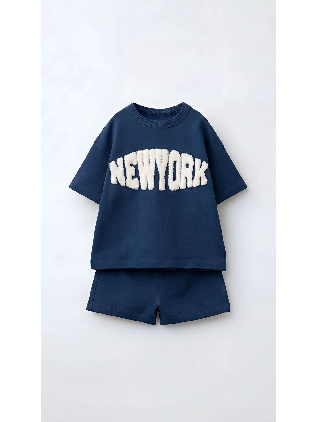 Erkek Çocuk Pamuklu Mavi New York Yazı Aplikeli T-Shirt Şort Takım