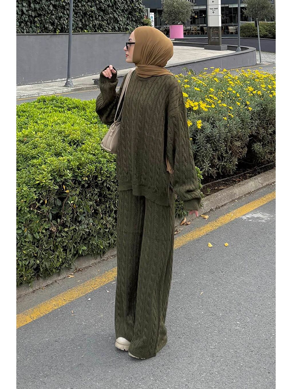 Örgülü Şardonlu Takım Haki-1