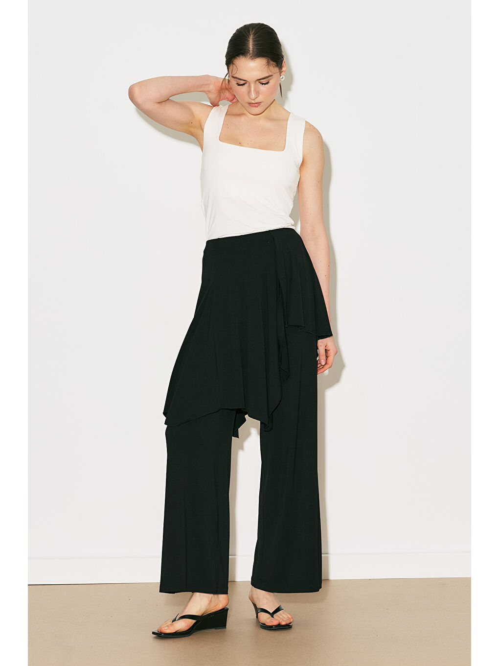 Easy Etek Formlu Pantolon Siyah-3