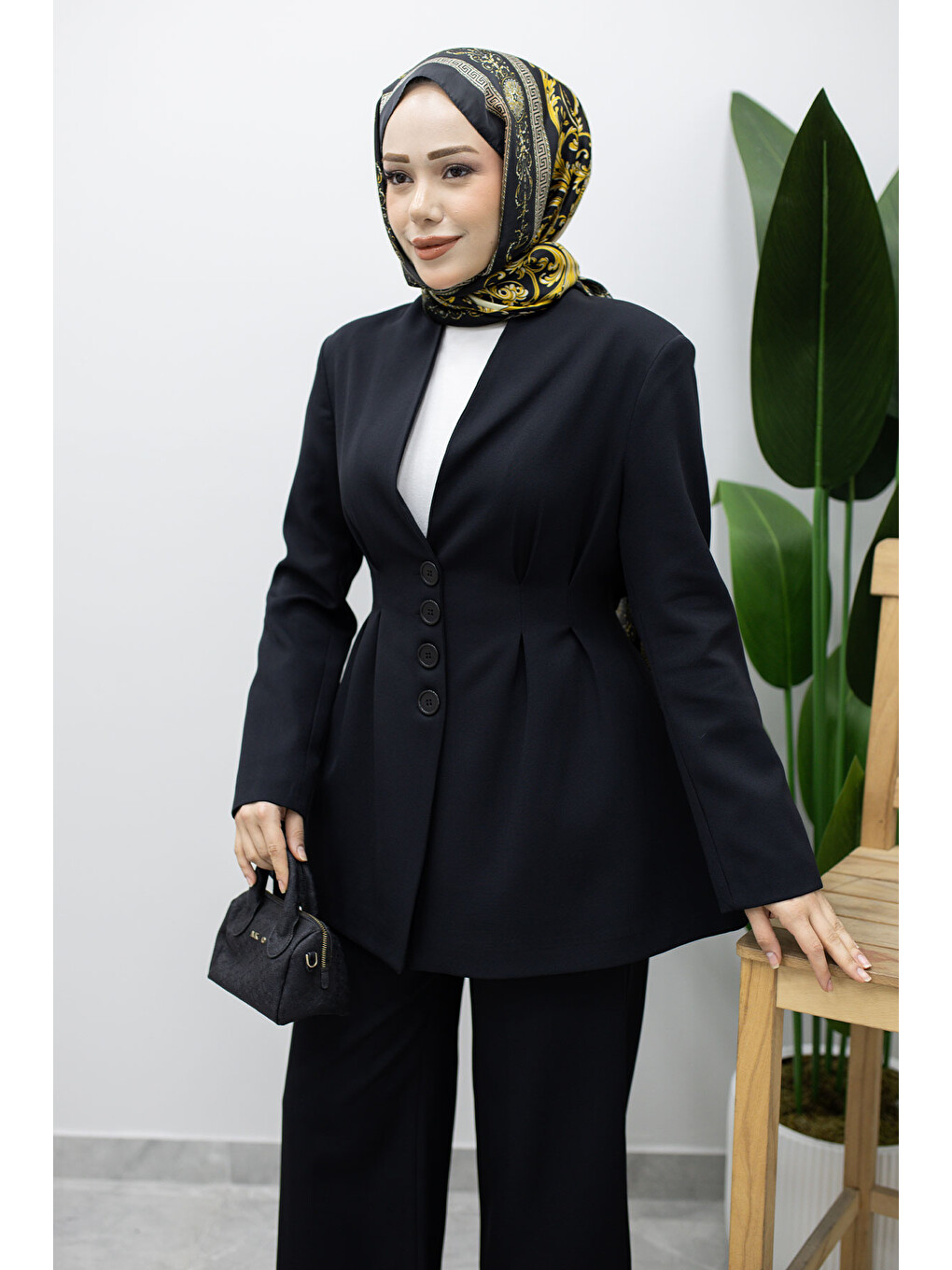 Pensli Belden Oturtmalı Blazer Takım TSD260227 Siyah-1